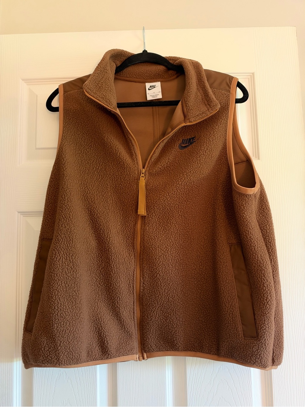 Nike Women's Brown Teddy Sherpa Zip Vest